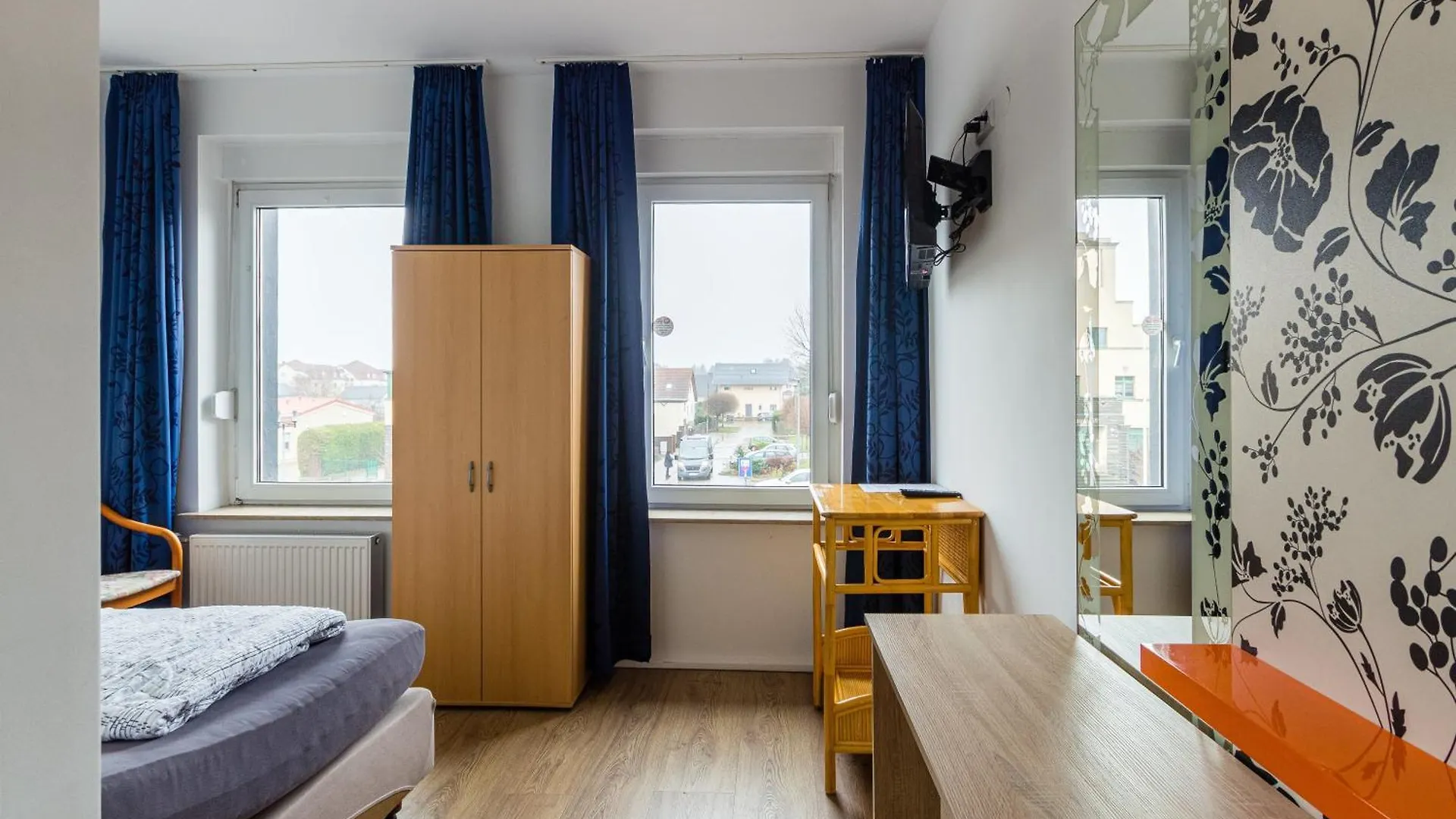 Pension Fuer Monteure In Leipzig 0*,