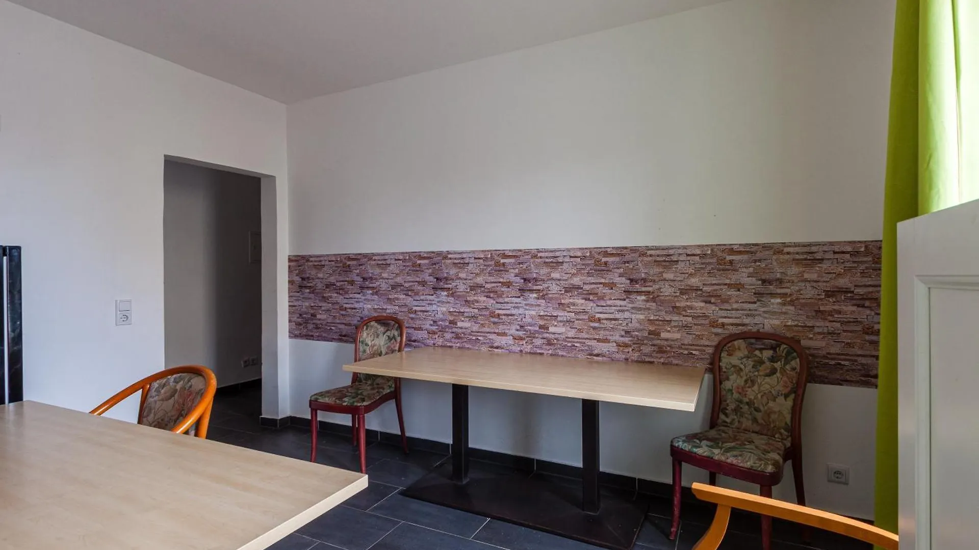 Pension Fuer Monteure In Leipzig 0*,  Germany